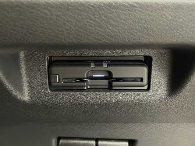 日産 キックス X 宮崎県 2020(令2)年 5.5万km 赤 純正ナビ(MM320D-L)/AM/FM/CD/DVD/Bluetooth/プロパイロット/衝突軽減ブレーキ/電動格納ミラー/横滑り防止装置/電子パーキング/ステアリングスイッチ/ドライブレコーダー/オートライト/フロアマット/ドアバイザー