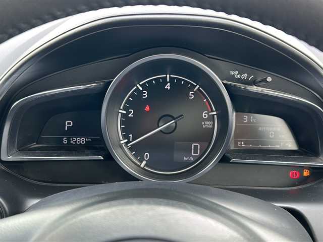 マツダ ＣＸ－３ XD プロアクティブ 福岡県 2017(平29)年 6.2万km セラミックM 純正ナビ/（BT/フルセグ/AM/FM/CD/DVD）/バックカメラ/HUD/レーダークルーズコントロール/LEDヘッドライト/オートライト/レザーシート/純正18インチAW/アイドリングストップ/SCMS/BSM/横滑り防止装置/盗難防止装置/レーンキープアシスト/衝突軽減システム/コーナーセンサー/スマートキー/ETC/保証書/取扱説明書