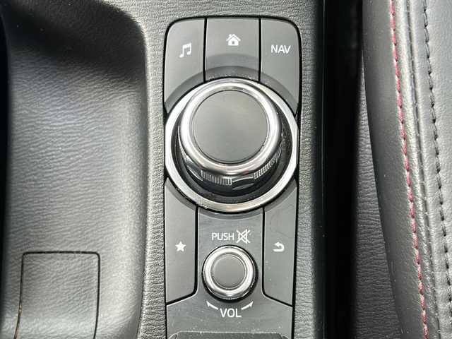 マツダ ＣＸ－３ XD プロアクティブ 福岡県 2017(平29)年 6.2万km セラミックM 純正ナビ/（BT/フルセグ/AM/FM/CD/DVD）/バックカメラ/HUD/レーダークルーズコントロール/LEDヘッドライト/オートライト/レザーシート/純正18インチAW/アイドリングストップ/SCMS/BSM/横滑り防止装置/盗難防止装置/レーンキープアシスト/衝突軽減システム/コーナーセンサー/スマートキー/ETC/保証書/取扱説明書