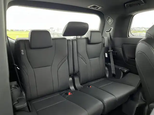 トヨタ アルファードハイブリット Z 鳥取県 2024(令6)年 0.1万km プラチナホワイトパールマイカ ワンオーナー/純正12.3インチDPオーディオ/BT/フルセグ/HDMI/パノラミックビューモニター/デジタルインナーミラー/トヨタチームメイト/ETC2.0/前席/二列目パワーシート/前席シートヒーター/ブラインドスポットモニター/左右独立ムーンルーフ/黒レザーシート/両側パワースライドドア/パワーバックドア/トヨタセーフティセンス/レーダークルーズコントロール/レーンキープアシスト/LEDヘットライト/フォグライト/純正18インチアルミホイール/ドアバイザー/スペアキー/スペアタイヤ/保証書/取扱説明書