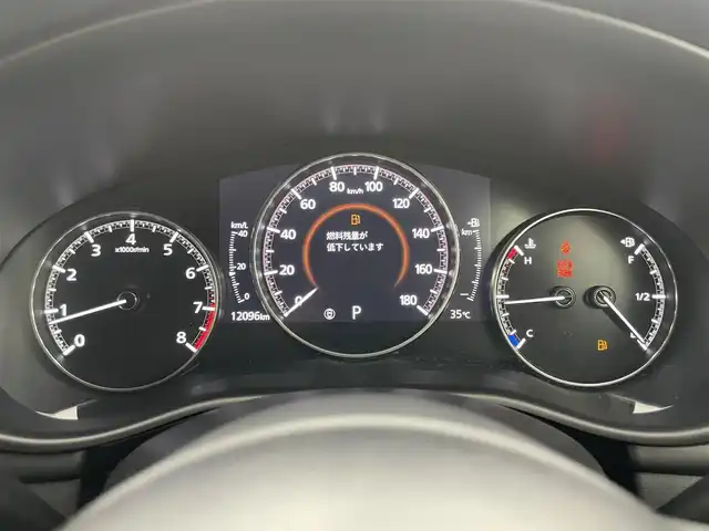 マツダ マツダ３ファストバック 15S ツーリング 岡山県 2021(令3)年 1.2万km ジェットブラックマイカ 純正エアロ（F/S/R）/8.8インチマツダコネクトナビ/地デジ/BT/CD/DVD/USB/HDMI/360度セーフティパッケージ/スマートブレーキサポート/レーンキープアシスト/レーダークルーズコントロール/ブラインドスポットモニター/ヘッドアップディスプレイ/ビルトインETC/純正前後ドラレコ /オートハイビーム /LEDヘッドライト/純正フロアマット /プッシュスタート /スマートキー