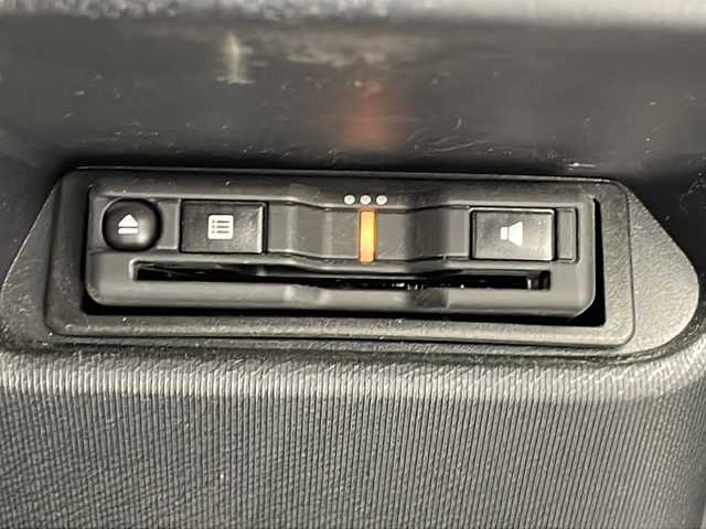 トヨタ アクア S 沖縄県 2020(令2)年 5.3万km ジュエリーパープルマイカM 社外ナビ【NXR16III】/　(Bluetooth CD USB)/ビルトインETC/バックカメラ/ステアリングスイッチ/ウィンカーミラー/オートエアコン/キーレスエントリー/スペアキー/パワーウィンドウ
