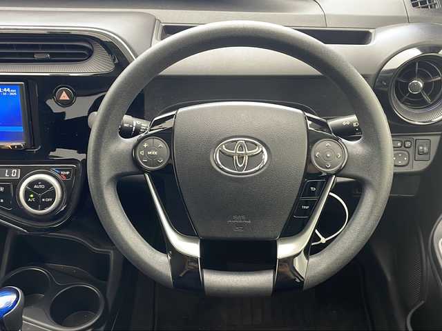 トヨタ アクア S 沖縄県 2020(令2)年 5.3万km ジュエリーパープルマイカM 社外ナビ【NXR16III】/　(Bluetooth CD USB)/ビルトインETC/バックカメラ/ステアリングスイッチ/ウィンカーミラー/オートエアコン/キーレスエントリー/スペアキー/パワーウィンドウ