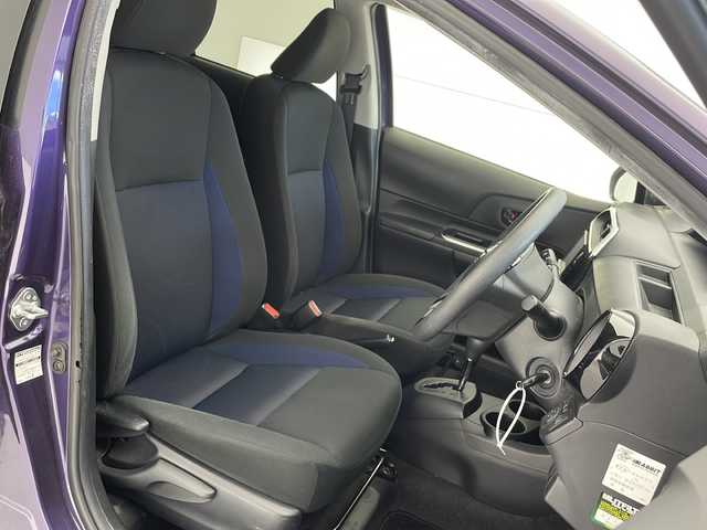 トヨタ アクア S 沖縄県 2020(令2)年 5.3万km ジュエリーパープルマイカM 社外ナビ【NXR16III】/　(Bluetooth CD USB)/ビルトインETC/バックカメラ/ステアリングスイッチ/ウィンカーミラー/オートエアコン/キーレスエントリー/スペアキー/パワーウィンドウ