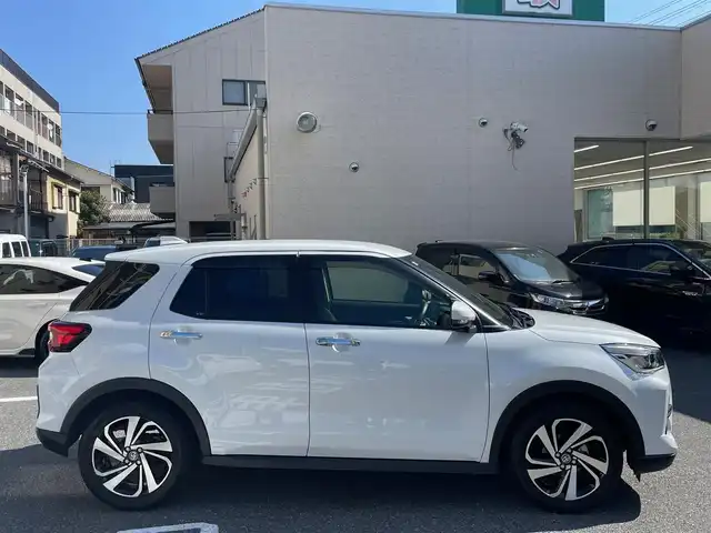 トヨタ ライズ Z 広島県 2020(令2)年 1.6万km シャイニングホワイトパール /登録時走行距離/　　　　　　　15725キロ/ワンオーナー/アイドリングストップ/純正ナビ/バックカメラ/地デジ視聴可/シートヒーター/クルーズコントロール/スペアキー×１/ビルトインETC/新車時整備手帳/　　【保証書】/取扱説明書/