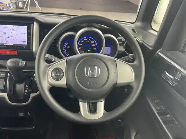 ホンダ Ｎ ＢＯＸ カスタム SSパッケージ 愛知県 2014(平26)年 7.2万km プレミアムゴールドパープルパール 純正8インチナビ/（AM/FM/地上D/BT/CD/DVD）/バックカメラ/シティブレーキアクティブシステム/ETC/前席シートヒーター/両側パワースライドドア/純正14インチAW/プッシュスタート/スマートキー/スペアキー有/横滑り防止機能/電動格納ミラー/純正フロアマット/LEDヘッドライト/フロントフォグ/ドアバイザー/ステアリングスイッチ
