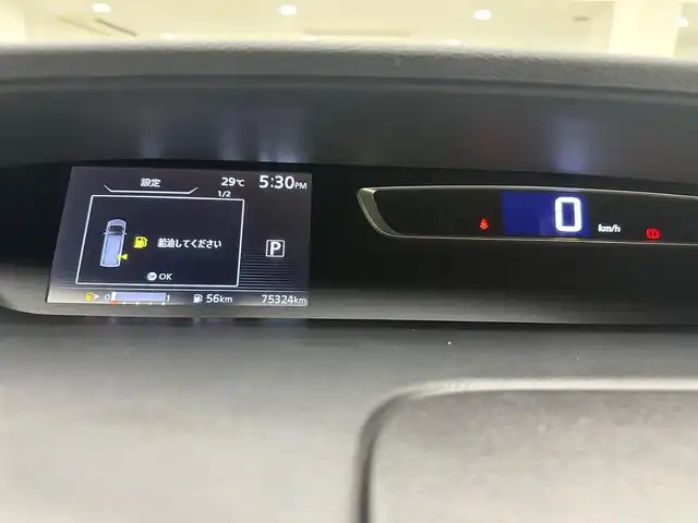 日産 セレナ ハイウェイスター 兵庫県 2017(平29)年 7.6万km ダイヤモンドブラック 純正SDナビ（MM５１６D-L）/（CD、DVD、BD、SD、BT、フルセグ）/両側パワースライドドア/アイドリングストップ/コーナーセンサー/クルーズコントロール/アラウンドビューモニター/エマージェンシーブレーキ/パーキングアシスト/LDW/標識検知/純正フリップダウンモニター/ETC/R・S.Rダウンサス/社外18インチAW/LEDフォグランプ/スペアキー×１/純正フロアマット
