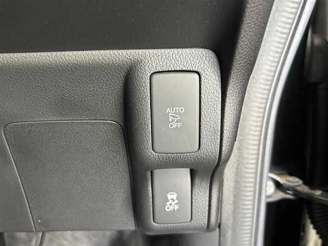ホンダ Ｎ ＢＯＸ カスタム G Lパッケージ 大分県 2015(平27)年 4.6万km スマートブラック 社外ナビ/（フルセグ/CD/DVD/Bluetooth）/片側パワースライドドア/バックカメラ/ETC/オートリトラミラー/オートライト/ステアリングスイッチ/プッシュスタート・スマートキー/純正アルミホイール/純正フロアマット