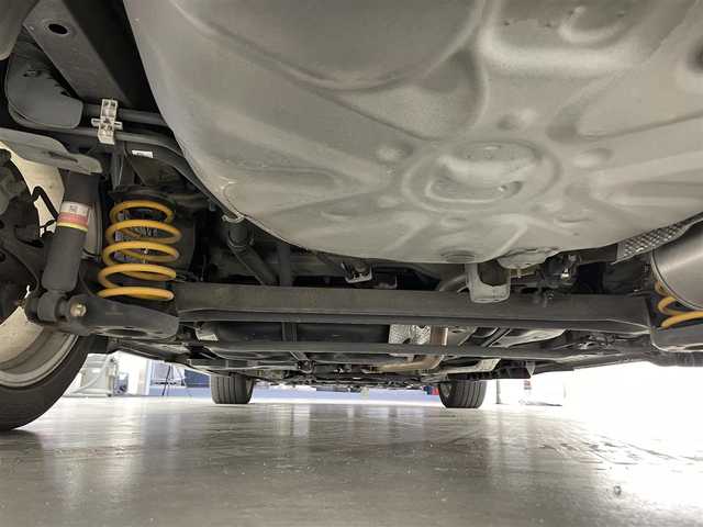 トヨタ プリウス α S ツーリングセレクション 滋賀県 2013(平25)年 7.4万km ブラック 純正8インチナビ/(CD/DVD/Bluetooth/フルセグTV)/バックカメラ/モデリスタエアロパーツ/モデリスタマフラー/モデリスタローダウンスプリング/純正LEDヘッドライト/純正17インチアルミホイール/盗難防止装置/ETC/スマートキー/スペアキー1本