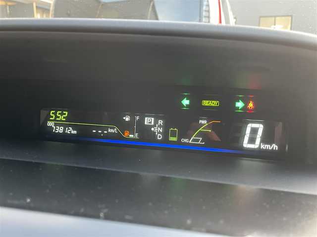 トヨタ プリウス α S ツーリングセレクション 滋賀県 2013(平25)年 7.4万km ブラック 純正8インチナビ/(CD/DVD/Bluetooth/フルセグTV)/バックカメラ/モデリスタエアロパーツ/モデリスタマフラー/モデリスタローダウンスプリング/純正LEDヘッドライト/純正17インチアルミホイール/盗難防止装置/ETC/スマートキー/スペアキー1本