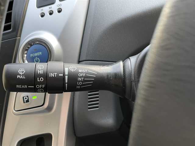 トヨタ プリウス α S ツーリングセレクション 滋賀県 2013(平25)年 7.4万km ブラック 純正8インチナビ/(CD/DVD/Bluetooth/フルセグTV)/バックカメラ/モデリスタエアロパーツ/モデリスタマフラー/モデリスタローダウンスプリング/純正LEDヘッドライト/純正17インチアルミホイール/盗難防止装置/ETC/スマートキー/スペアキー1本