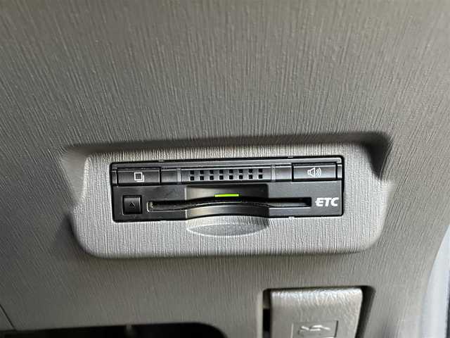 トヨタ プリウス α S ツーリングセレクション 滋賀県 2013(平25)年 7.4万km ブラック 純正8インチナビ/(CD/DVD/Bluetooth/フルセグTV)/バックカメラ/モデリスタエアロパーツ/モデリスタマフラー/モデリスタローダウンスプリング/純正LEDヘッドライト/純正17インチアルミホイール/盗難防止装置/ETC/スマートキー/スペアキー1本