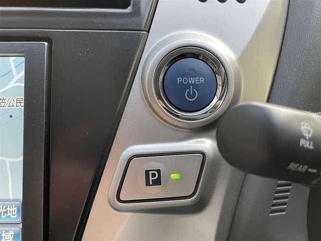 トヨタ プリウス α S ツーリングセレクション 滋賀県 2013(平25)年 7.4万km ブラック 純正8インチナビ/(CD/DVD/Bluetooth/フルセグTV)/バックカメラ/モデリスタエアロパーツ/モデリスタマフラー/モデリスタローダウンスプリング/純正LEDヘッドライト/純正17インチアルミホイール/盗難防止装置/ETC/スマートキー/スペアキー1本