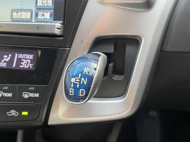 トヨタ プリウス α S ツーリングセレクション 滋賀県 2013(平25)年 7.4万km ブラック 純正8インチナビ/(CD/DVD/Bluetooth/フルセグTV)/バックカメラ/モデリスタエアロパーツ/モデリスタマフラー/モデリスタローダウンスプリング/純正LEDヘッドライト/純正17インチアルミホイール/盗難防止装置/ETC/スマートキー/スペアキー1本