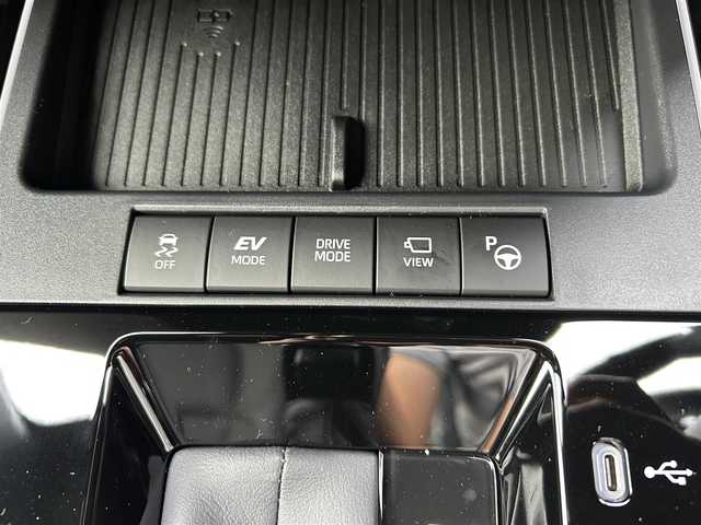 トヨタ カローラ クロス ハイブリッド Z 愛媛県 2025(令7)年 0.1千km 茶 純正10.5型ディスプレイオーディオ/全周囲カメラ/半革温冷電動シート/トヨタセーフティセンス/シグナルロードプロジェクション/レーダークルーズコントロール/ブラインドスポットモニター/アドバンストパーク/ワイヤレス充電/電動リアゲート/ステアリングヒーター/ステアリングリモコン/電格ミラー/ヒートミラー/ルーフレール/ETC2.0/電動パーキングブレーキ/TypeC入力端子/現状サマー(純正AW)(225/50R18)/MICHELIN PRIMACY4