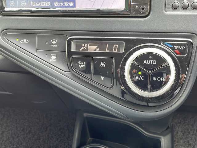 トヨタ アクア L 長野県 2020(令2)年 2.5万km スーパーホワイトⅡ 純正SDメモリナビ（NSCN-W68）/FM・AM・CD/Bluetooth Audio/ワンセグテレビ/バックカメラ/前後ドライブレコーダー/電動格納ミラー/スペアタイヤ/リモコンキー/スペアキー/ETC