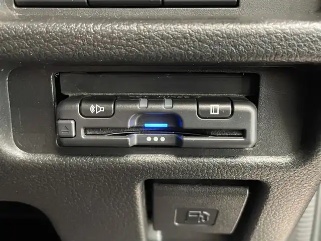 スズキ ハスラー HYBRID G 鹿児島県 2022(令4)年 6.2万km クールカーキPM 社外ナビ（フルセグTV・BTCD・DVD・AM・FM）/スズキセーフティーサポート/デュアルカメラブレーキサポート/車線逸脱警報/標識認識機能/後退時ブレーキサポート/前後誤発信抑制機能/ふらつき警報機能/先行者発信お知らせ/前方ドライブレコーダー/シートヒーター/ビルトインETC/社外フロアマット/ヘッドライトレベライザー/禁煙車