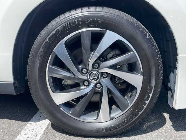 トヨタ ハリアー プログレス 長野県 2017(平29)年 4.4万km ホワイトパールクリスタルシャイン ４WDオートマ/メーカーオプションナビ/JBLサウンド/Bluetooth・AUX・CD・DVD/フルセグTV/フロント・サイド・バックカメラ/全方位カメラ/ETC/パワーバックドア/追従機能付きクルーズコントロール/オートホールド機能/電動パーキングブレーキ/アイドリングストップ/オートマチックハイビーム/ハーフレザーシート/運転席パワーシート/純正アルミホイール/トノカバー/ステアリングスイッチ/スマートキー/プッシュスタートドアバイザー