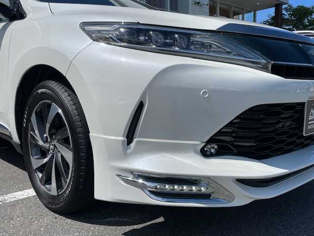トヨタ ハリアー プログレス 長野県 2017(平29)年 4.4万km ホワイトパールクリスタルシャイン ４WDオートマ/メーカーオプションナビ/JBLサウンド/Bluetooth・AUX・CD・DVD/フルセグTV/フロント・サイド・バックカメラ/全方位カメラ/ETC/パワーバックドア/追従機能付きクルーズコントロール/オートホールド機能/電動パーキングブレーキ/アイドリングストップ/オートマチックハイビーム/ハーフレザーシート/運転席パワーシート/純正アルミホイール/トノカバー/ステアリングスイッチ/スマートキー/プッシュスタートドアバイザー