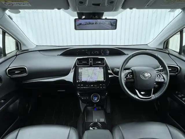 トヨタ プリウス ＰＨＶ S セーフティプラス 滋賀県 2018(平30)年 4.9万km アティチュードブラックマイカ ALPINE9インチナビ/(フルセグ/Bluetooth/CD/DVD)/トヨタセーフティーセンス/・プリクラッシュセーフティ/・レーダークルーズコントロール/・レーンキープアシスト/・Autoハイビーム/LEDオートライト/フォグ/ドラレコ付きデジタルインナーミラー/前席シートヒーター/ステアリングヒーター/バックカメラ/電動格納ミラー/純正フロアマット/ドアバイザー/ETC/充電ケーブル付き/スペアキー