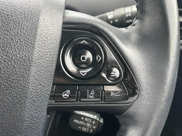 トヨタ プリウス ＰＨＶ S セーフティプラス 滋賀県 2018(平30)年 4.9万km アティチュードブラックマイカ ALPINE9インチナビ/(フルセグ/Bluetooth/CD/DVD)/トヨタセーフティーセンス/・プリクラッシュセーフティ/・レーダークルーズコントロール/・レーンキープアシスト/・Autoハイビーム/LEDオートライト/フォグ/ドラレコ付きデジタルインナーミラー/前席シートヒーター/ステアリングヒーター/バックカメラ/電動格納ミラー/純正フロアマット/ドアバイザー/ETC/充電ケーブル付き/スペアキー