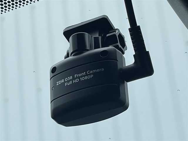 トヨタ プリウス ＰＨＶ S セーフティプラス 滋賀県 2018(平30)年 4.9万km アティチュードブラックマイカ ALPINE9インチナビ/(フルセグ/Bluetooth/CD/DVD)/トヨタセーフティーセンス/・プリクラッシュセーフティ/・レーダークルーズコントロール/・レーンキープアシスト/・Autoハイビーム/LEDオートライト/フォグ/ドラレコ付きデジタルインナーミラー/前席シートヒーター/ステアリングヒーター/バックカメラ/電動格納ミラー/純正フロアマット/ドアバイザー/ETC/充電ケーブル付き/スペアキー