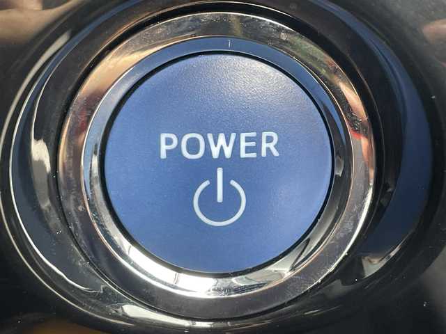 トヨタ プリウス ＰＨＶ S セーフティプラス 滋賀県 2018(平30)年 4.9万km アティチュードブラックマイカ ALPINE9インチナビ/(フルセグ/Bluetooth/CD/DVD)/トヨタセーフティーセンス/・プリクラッシュセーフティ/・レーダークルーズコントロール/・レーンキープアシスト/・Autoハイビーム/LEDオートライト/フォグ/ドラレコ付きデジタルインナーミラー/前席シートヒーター/ステアリングヒーター/バックカメラ/電動格納ミラー/純正フロアマット/ドアバイザー/ETC/充電ケーブル付き/スペアキー