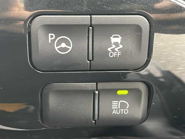 トヨタ プリウス ＰＨＶ S セーフティプラス 滋賀県 2018(平30)年 4.9万km アティチュードブラックマイカ ALPINE9インチナビ/(フルセグ/Bluetooth/CD/DVD)/トヨタセーフティーセンス/・プリクラッシュセーフティ/・レーダークルーズコントロール/・レーンキープアシスト/・Autoハイビーム/LEDオートライト/フォグ/ドラレコ付きデジタルインナーミラー/前席シートヒーター/ステアリングヒーター/バックカメラ/電動格納ミラー/純正フロアマット/ドアバイザー/ETC/充電ケーブル付き/スペアキー