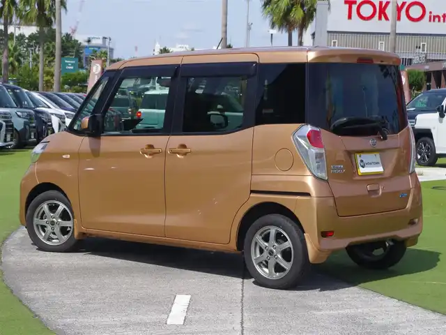 日産 デイズ ルークス X Vセレ +SeftyⅡ 千葉県 2015(平27)年 3.3万km ピンクゴールドM エマージェンシーブレーキ/左パワースライドドア/右イージークローザードア/純正SDナビ/地デジTV/【CD再生機能】/アラウンドビューモニター/社外14インチアルミホイル/インテリジェントキー