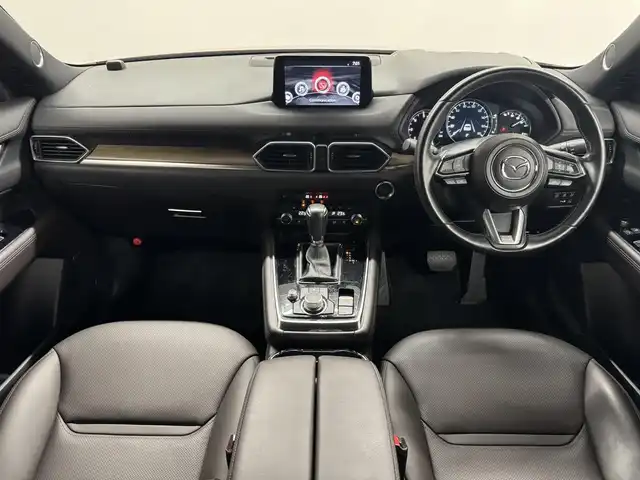 マツダ ＣＸ－８ XD エクスクルーシブモード 三重県 2020(令2)年 3.5万km ソウルレッドクリスタルM 2.2L ディーゼルターボ/FF/MTモード付フロア6AT/BOSEサウンドシステム/純正8インチナビ/（FM/AM/aha/Stitcher/Bluetooth/USB/CD/AUX/DVD/TV）/360°ビュー・モニター/ETC/安全/・スマートブレーキサポート/・AT誤発進抑制制御（前進・後退時）/・アダプティブLEDヘッドライト［ALH］/・ハイビームコントロールシステム［HBC］/・ブラインドスポットモニタリング［BSM］/・リアクロストラフィックアラート［RCTA］/・車線逸脱警報［LDWS］/・レーンキープアシスト［LAS］/・交通標識認識［TSR］/・レーダークルーズ［MRCC］/・ドライバーアテンションアラート［DAA］/・パーキングセンサーシステム（前後）/装備/・ナッパレザーシート（ブラック）/・パワーリフトゲート/・シートヒーター / ベンチレーション（D/N/2nd）/・パワーシート（D、N:8way/2nd:4way）/・ステアリングヒーター/・HUD/・オートライト/・LEDヘッドライト＆フロントフォグライト/・オートワイパー/・ルーフレール/・後席オートエアコン/・純正19inAW/・保/取/ナビ取/・プッシュスタート/・スマートキーx2/など