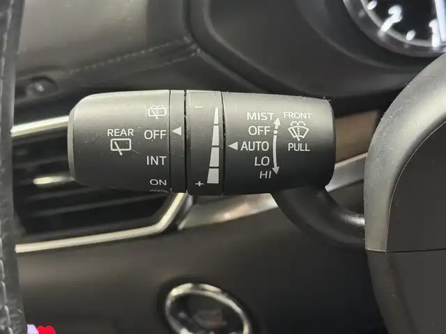 マツダ ＣＸ－８ XD エクスクルーシブモード 三重県 2020(令2)年 3.5万km ソウルレッドクリスタルM 2.2L ディーゼルターボ/FF/MTモード付フロア6AT/BOSEサウンドシステム/純正8インチナビ/（FM/AM/aha/Stitcher/Bluetooth/USB/CD/AUX/DVD/TV）/360°ビュー・モニター/ETC/安全/・スマートブレーキサポート/・AT誤発進抑制制御（前進・後退時）/・アダプティブLEDヘッドライト［ALH］/・ハイビームコントロールシステム［HBC］/・ブラインドスポットモニタリング［BSM］/・リアクロストラフィックアラート［RCTA］/・車線逸脱警報［LDWS］/・レーンキープアシスト［LAS］/・交通標識認識［TSR］/・レーダークルーズ［MRCC］/・ドライバーアテンションアラート［DAA］/・パーキングセンサーシステム（前後）/装備/・ナッパレザーシート（ブラック）/・パワーリフトゲート/・シートヒーター / ベンチレーション（D/N/2nd）/・パワーシート（D、N:8way/2nd:4way）/・ステアリングヒーター/・HUD/・オートライト/・LEDヘッドライト＆フロントフォグライト/・オートワイパー/・ルーフレール/・後席オートエアコン/・純正19inAW/・保/取/ナビ取/・プッシュスタート/・スマートキーx2/など