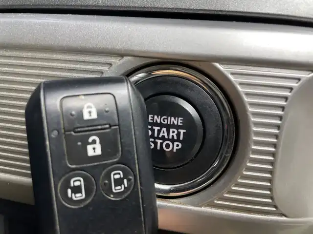 スズキ スペーシア ギア HYBRID XZターボ 群馬県 2019(平31)年 7.6万km アクティブイエロー/ガンメタリック2トーン ナビ　両側電動スライドドア　パドルシフト  衝突被害軽減ブレーキ　クルーズコントロール　ETC ドラレコ　LEDヘッドライト　オートライト　スマートキー　ルーフレール　リヤサーキュレーター