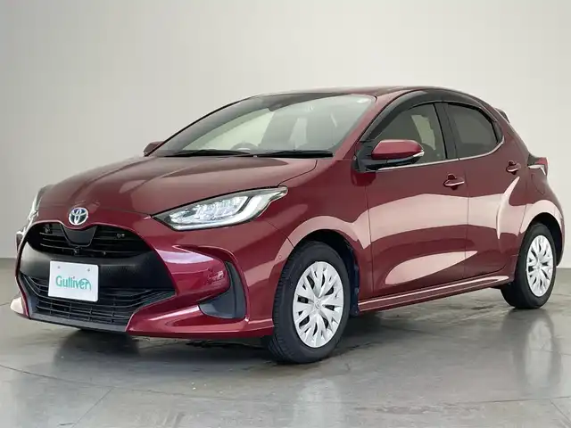 トヨタ ヤリス ハイブリッド Z 愛知県 2020(令2)年 5.6万km センシュアルレッドマイカ 純正８型ナビ　全方位カメラ　追従クルコン　セーフティセンス　禁煙車　フルセグＴＶ　Ｂｌｕｅｔｏｏｔｈ　コーナーセンサー　パーキングアシスト　車線逸脱　衝突軽減　シートヒーター　ドラレコ　ＬＥＤライト　純正フロアマット　スマートキー　プッシュスタート