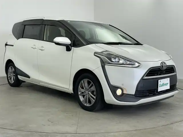 トヨタ シエンタ G 愛知県 2017(平29)年 6.7万km ホワイトパールクリスタルシャイン プリクラッシュセーフティ/レーンキープアシスト/純正SDナビ【NSZT-W66T】　/　（BT/フルセグTV/CD）/バックカメラ/前後ドラレコ【ZDR025】/ビルトインETC/スマートキー×２/純正15インチAW/純正フロアマット
