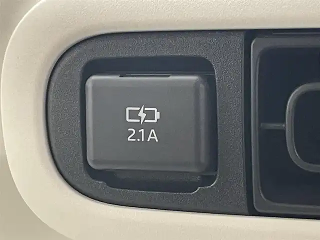 ダイハツ ムーヴ キャンバス ストライプス G 愛知県 2024(令6)年 0.8万km シャイニングホワイトパール/サンドベージュメタリック 社外ナビ　スマアシIII　シートヒーター　全方位カメラ　禁煙車　フルセグＴＶ　ＤＶＤ　Ｂｌｕｅｔｏｏｔｈ　ＵＳＢ　ドリンクホルダーヒーター　両側パワスラ　オートハイビーム　車線逸脱　衝突軽減　ＬＥＤライト　フォグランプ　社外マット カーテンエアバッグ