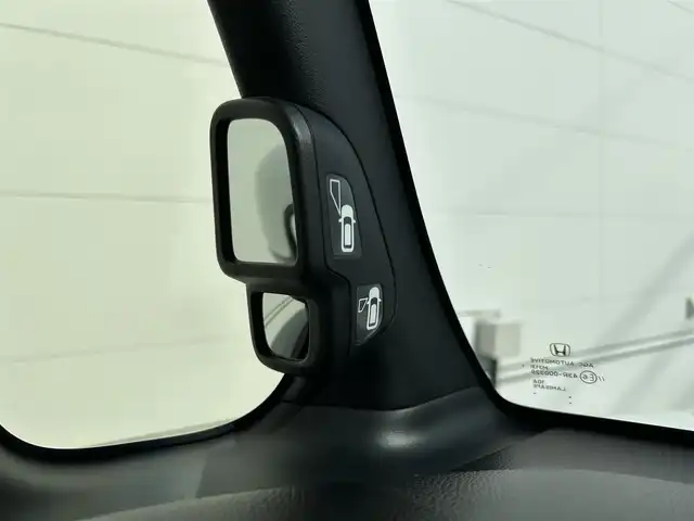 ホンダ Ｎ ＢＯＸ カスタム G L ホンダセンシング 佐賀県 2019(平31)年 2.6万km プラチナホワイトパール ホンダセンシング　/レーダークルーズコントロール　/レーンキープアシスト　/片側パワースライドドア　/純正14インチAW　/社外リアドラレコ　/LEDヘッドライト　/オートライト　/フォグランプ/ETC/オーディオ