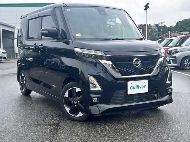 日産 ルークス ハイウェイスター X 石川県 2020(令2)年 7.9万km ブラック 禁煙車/純正10インチナビ/・フルセグTV/AM/FM/DVD/Bluetooth/エマージェンシーブレーキ/アイドリングストップ/ふらつき警報/速度標識表示/道路標識表示/先行車発進お知らせ/車線逸脱警報/横滑り防止装置/盗難防止装置/LEDヘッドライト/オートライト/フロントフォグランプ/片側パワースライドドア/プッシュスタート/スマートキー/アラウンドビューモニター/純正ドアバイザー/純正フロアマット/保証書/取扱説明書