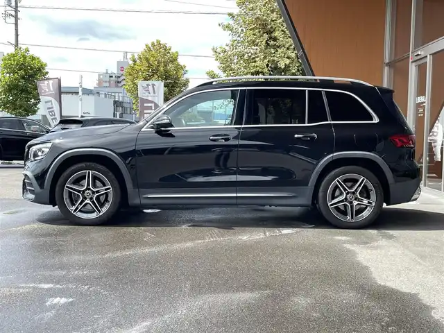 メルセデス・ベンツ Ｍ・ベンツ ＧＬＢ２００ｄ 4マチック AMGライン 岐阜県 2022(令4)年 4.9万km コスモスブラック レーダーセーフティパッケージ/アクティブブラインドスポットアシスト/アクティブステアリングアシスト/アクティブディスタンスアシストディストロニック/アダプティブハイビームアシストプラス/マルチビームLEDヘッドライト/トラフィックサインアシスト/360°カメラ/デジタルコックピットディスプレイ/アンビエントライト/MBUXナビゲーション/Bluetooth/ETC2.0