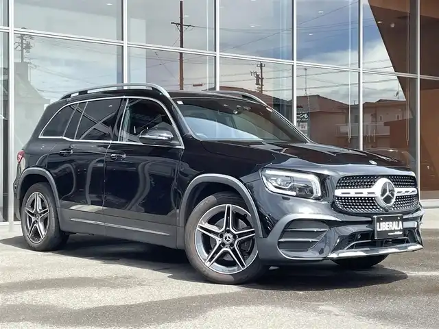 メルセデス・ベンツ Ｍ・ベンツ ＧＬＢ２００ｄ 4マチック AMGライン 岐阜県 2022(令4)年 4.9万km コスモスブラック レーダーセーフティパッケージ/アクティブブラインドスポットアシスト/アクティブステアリングアシスト/アクティブディスタンスアシストディストロニック/アダプティブハイビームアシストプラス/マルチビームLEDヘッドライト/トラフィックサインアシスト/360°カメラ/デジタルコックピットディスプレイ/アンビエントライト/MBUXナビゲーション/Bluetooth/ETC2.0