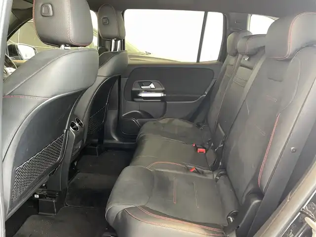 メルセデス・ベンツ Ｍ・ベンツ ＧＬＢ２００ｄ 4マチック AMGライン 岐阜県 2022(令4)年 4.9万km コスモスブラック レーダーセーフティパッケージ/アクティブブラインドスポットアシスト/アクティブステアリングアシスト/アクティブディスタンスアシストディストロニック/アダプティブハイビームアシストプラス/マルチビームLEDヘッドライト/トラフィックサインアシスト/360°カメラ/デジタルコックピットディスプレイ/アンビエントライト/MBUXナビゲーション/Bluetooth/ETC2.0