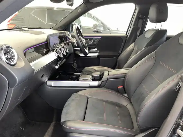 メルセデス・ベンツ Ｍ・ベンツ ＧＬＢ２００ｄ 4マチック AMGライン 岐阜県 2022(令4)年 4.9万km コスモスブラック レーダーセーフティパッケージ/アクティブブラインドスポットアシスト/アクティブステアリングアシスト/アクティブディスタンスアシストディストロニック/アダプティブハイビームアシストプラス/マルチビームLEDヘッドライト/トラフィックサインアシスト/360°カメラ/デジタルコックピットディスプレイ/アンビエントライト/MBUXナビゲーション/Bluetooth/ETC2.0