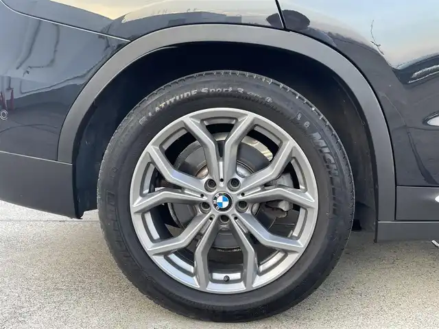 ＢＭＷ Ｘ３ xDrive20i Xライン 東京都 2019(令1)年 2.5万km 黒 純正ナビ/360°カメラ/ブラインドスポットモニター/レザーシート/アダプティブクルーズコントロール/純正19インチアルミホイール/フルセグTV/ドライブレコーダー/シートヒーター/シートエアコン/ETC2.0/Bluetooth接続