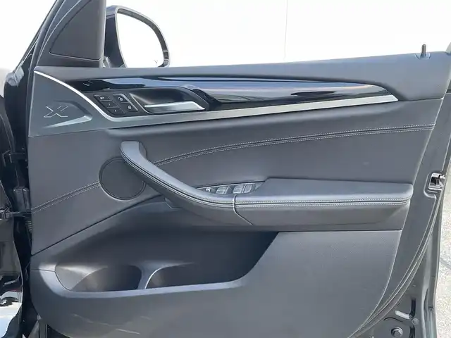 ＢＭＷ Ｘ３ xDrive20i Xライン 東京都 2019(令1)年 2.5万km 黒 純正ナビ/360°カメラ/ブラインドスポットモニター/レザーシート/アダプティブクルーズコントロール/純正19インチアルミホイール/フルセグTV/ドライブレコーダー/シートヒーター/シートエアコン/ETC2.0/Bluetooth接続