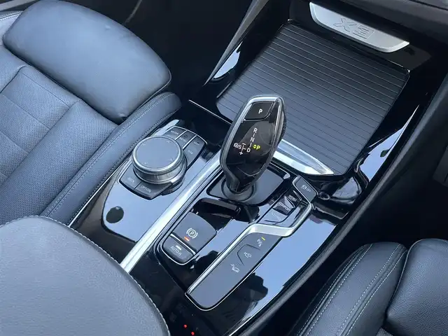 ＢＭＷ Ｘ３ xDrive20i Xライン 東京都 2019(令1)年 2.5万km 黒 純正ナビ/360°カメラ/ブラインドスポットモニター/レザーシート/アダプティブクルーズコントロール/純正19インチアルミホイール/フルセグTV/ドライブレコーダー/シートヒーター/シートエアコン/ETC2.0/Bluetooth接続