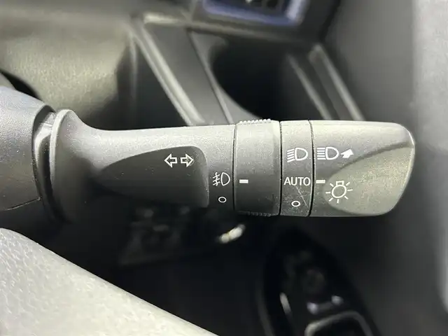 ダイハツ タント カスタム X 佐賀県 2022(令4)年 5万km シャイニングホワイトパール 社外7インチナビ/フルセグTV/Bluetooth/CD/DVD/バックカメラ/ETC/前方ドライブレコーダー/両側パワースライドドア/ウェルカムドアオープン/運転席・助手席シートヒーター/運転席ロングスライドシート/衝突被害軽減ブレーキ/コーナーセンサー/純正14インチアルミホイール