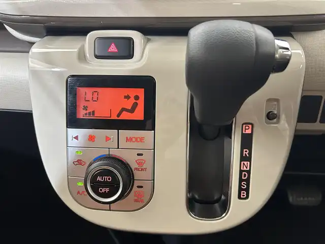 ダイハツ ムーヴ キャンバス G メイクアップ リミテッド　SAⅢ 愛媛県 2019(令1)年 4.7万km パールホワイトⅢ/ナチュラルベージュマイカメタリック 2トーン スマートアシスト3/衝突回避支援ブレーキ/衝突警報機能/車線逸脱警報機能/誤発進抑制制御機能/オートハイビーム機能/社外メモリーナビ/全方位カメラ/ワンセグテレビ/Bluetooth/両側パワースライドドア/スマートキー /LEDヘッドライト/革調シートカバー