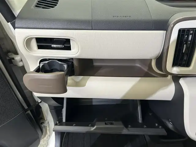 ダイハツ ムーヴ キャンバス G メイクアップ リミテッド　SAⅢ 愛媛県 2019(令1)年 4.7万km パールホワイトⅢ/ナチュラルベージュマイカメタリック 2トーン スマートアシスト3/衝突回避支援ブレーキ/衝突警報機能/車線逸脱警報機能/誤発進抑制制御機能/オートハイビーム機能/社外メモリーナビ/全方位カメラ/ワンセグテレビ/Bluetooth/両側パワースライドドア/スマートキー /LEDヘッドライト/革調シートカバー