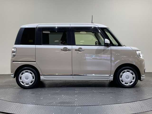 ダイハツ ムーヴ キャンバス G メイクアップ リミテッド　SAⅢ 愛媛県 2019(令1)年 4.7万km パールホワイトⅢ/ナチュラルベージュマイカメタリック 2トーン スマートアシスト3/衝突回避支援ブレーキ/衝突警報機能/車線逸脱警報機能/誤発進抑制制御機能/オートハイビーム機能/社外メモリーナビ/全方位カメラ/ワンセグテレビ/Bluetooth/両側パワースライドドア/スマートキー /LEDヘッドライト/革調シートカバー