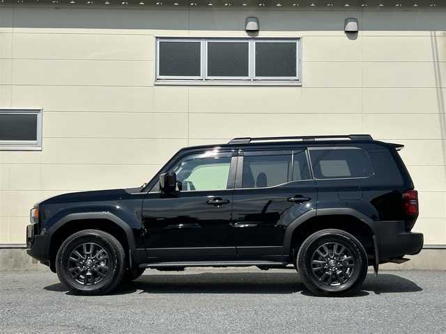 トヨタ ランドクルーザー ２５０ VX 茨城県 2024(令6)年 1.2万km ブラック 純正ディスプレイオーディオ/フルセグTV/Bluetooth接続/全方位カメラ/トヨタセーフティセンス/デジタルインナーミラー/レーダークルーズコントロール/シートヒーター/ハンドルヒーター/タイプC入力端子/ビルトインETC/サンルーフ/３列シート/電動リアゲート/LEDライト