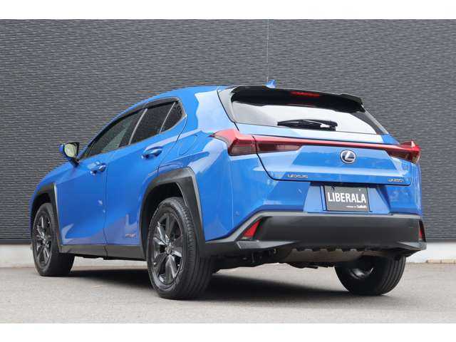 レクサス ＵＸ 250h バージョンC 大分県 2019(令1)年 7.7万km セレスティアルブルーガラスフレーク ACC/LKA/純正ナビ/地デジ/Bluetooth/白青革/シートヒーター/パワーシート/ステアヒーター/LEDヘッドライト/オートハイビーム/純正17インチAW/前後ドライブレコーダー（TZ-D205W）/ETC